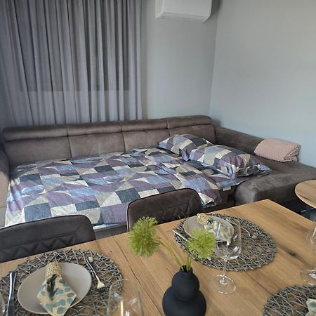 Luxury City Centre Appartment Iva Sliven Exteriör bild