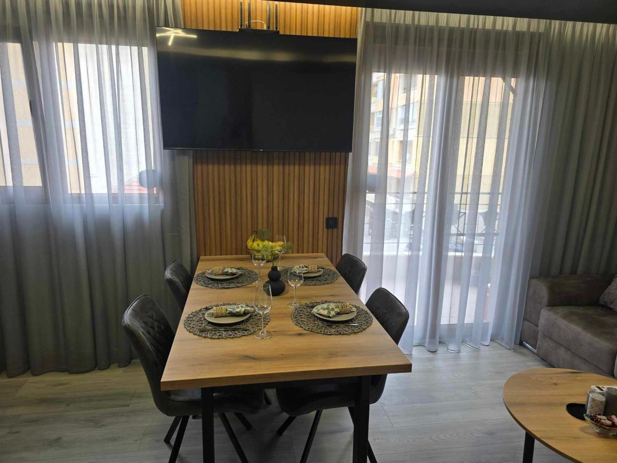 Luxury City Centre Appartment Iva Sliven Exteriör bild