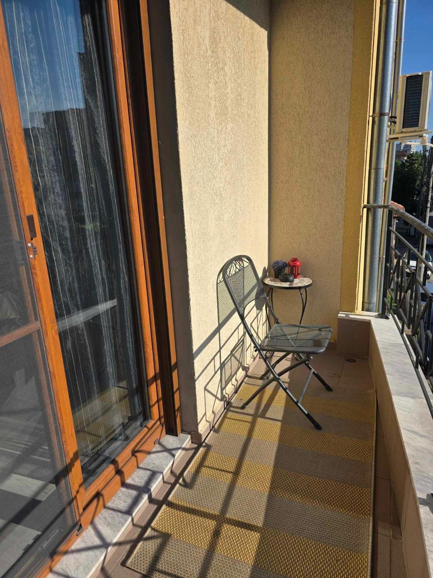 Luxury City Centre Appartment Iva Sliven Exteriör bild