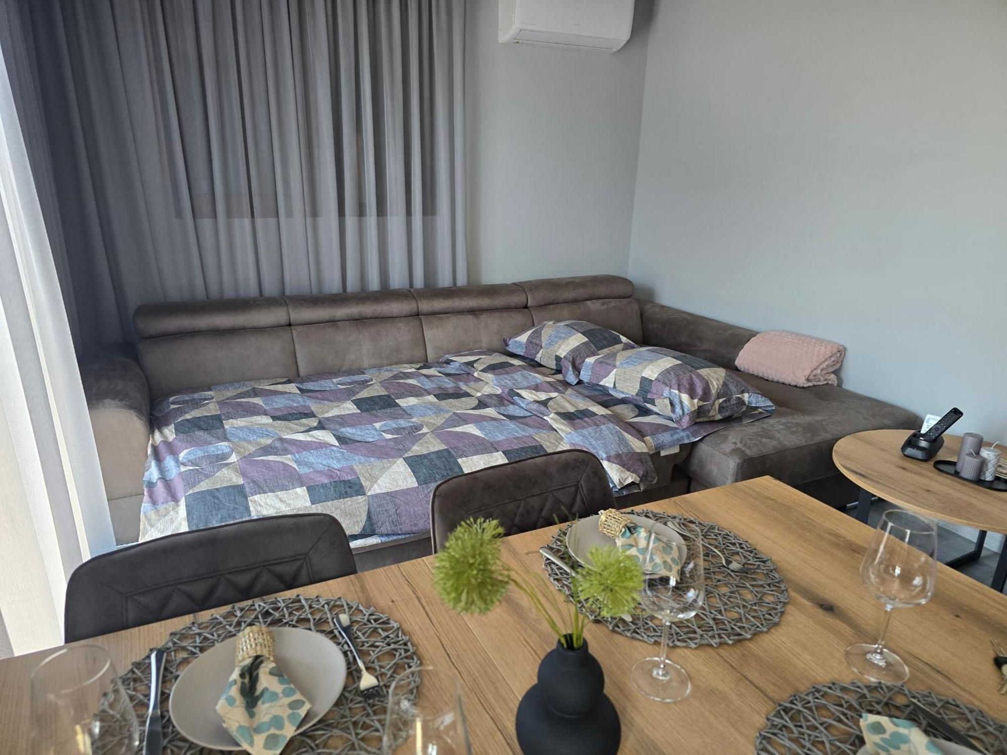 Luxury City Centre Appartment Iva Sliven Exteriör bild